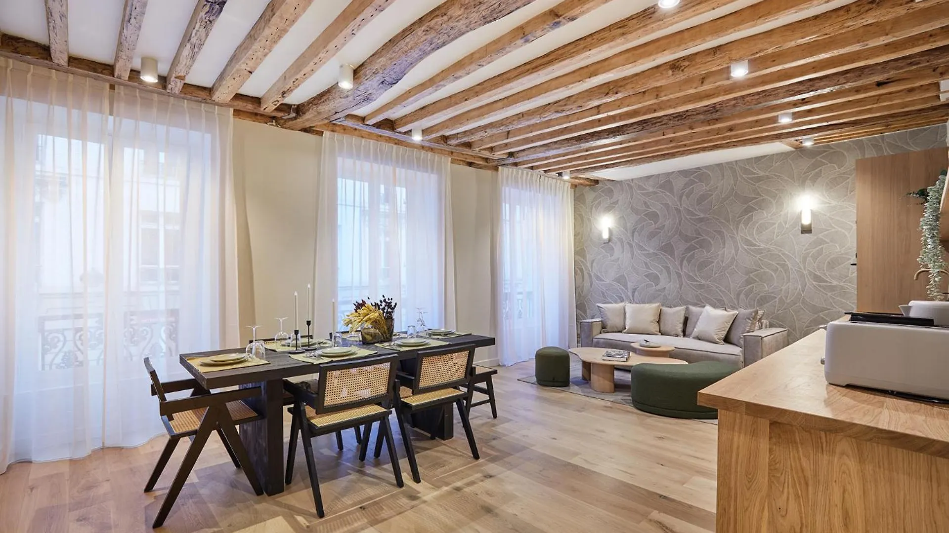 Appartement Au Coeur De Paris Madeleine By Studio Prestige