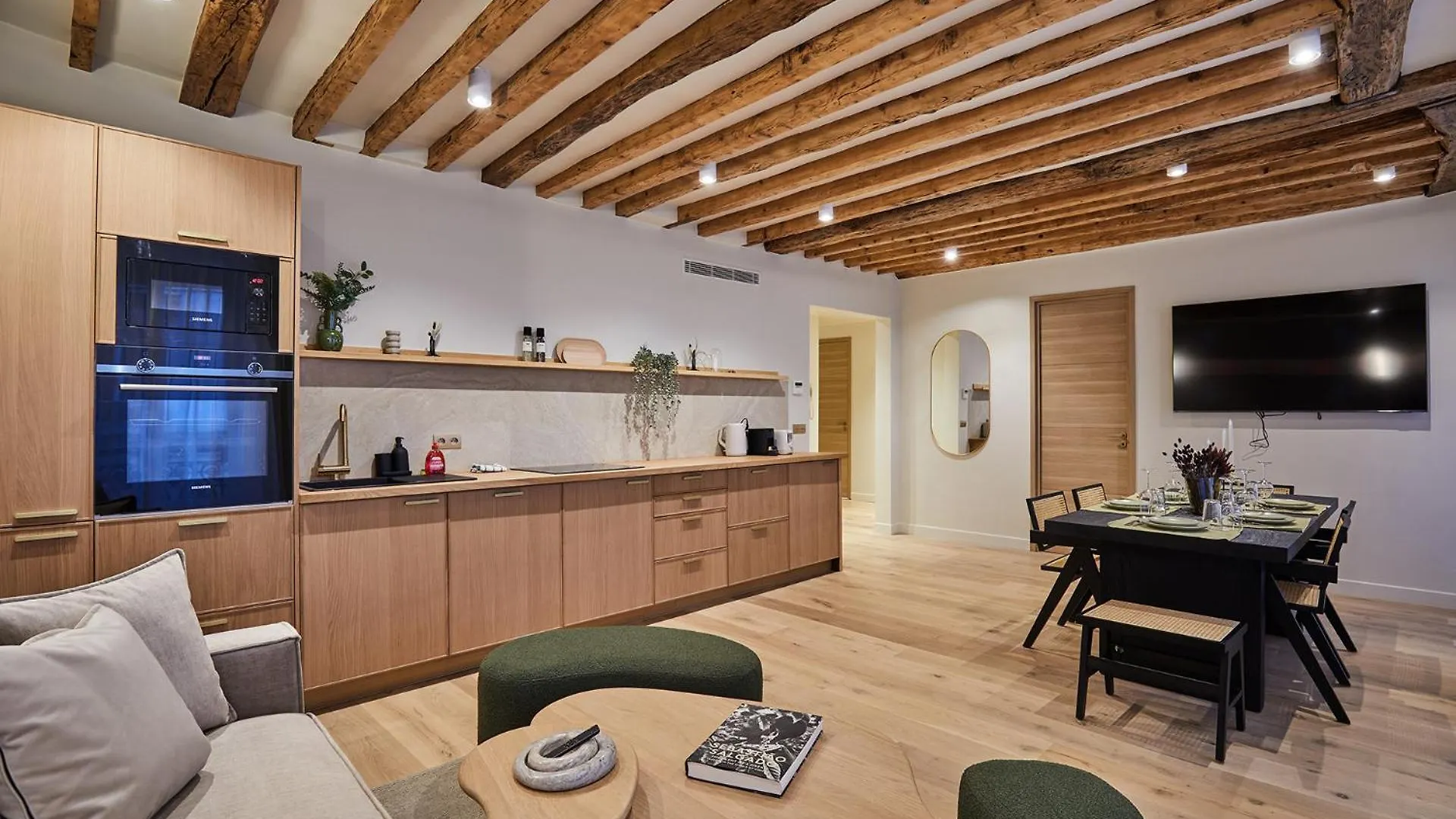 Appartement Au Coeur De Paris Madeleine By Studio Prestige